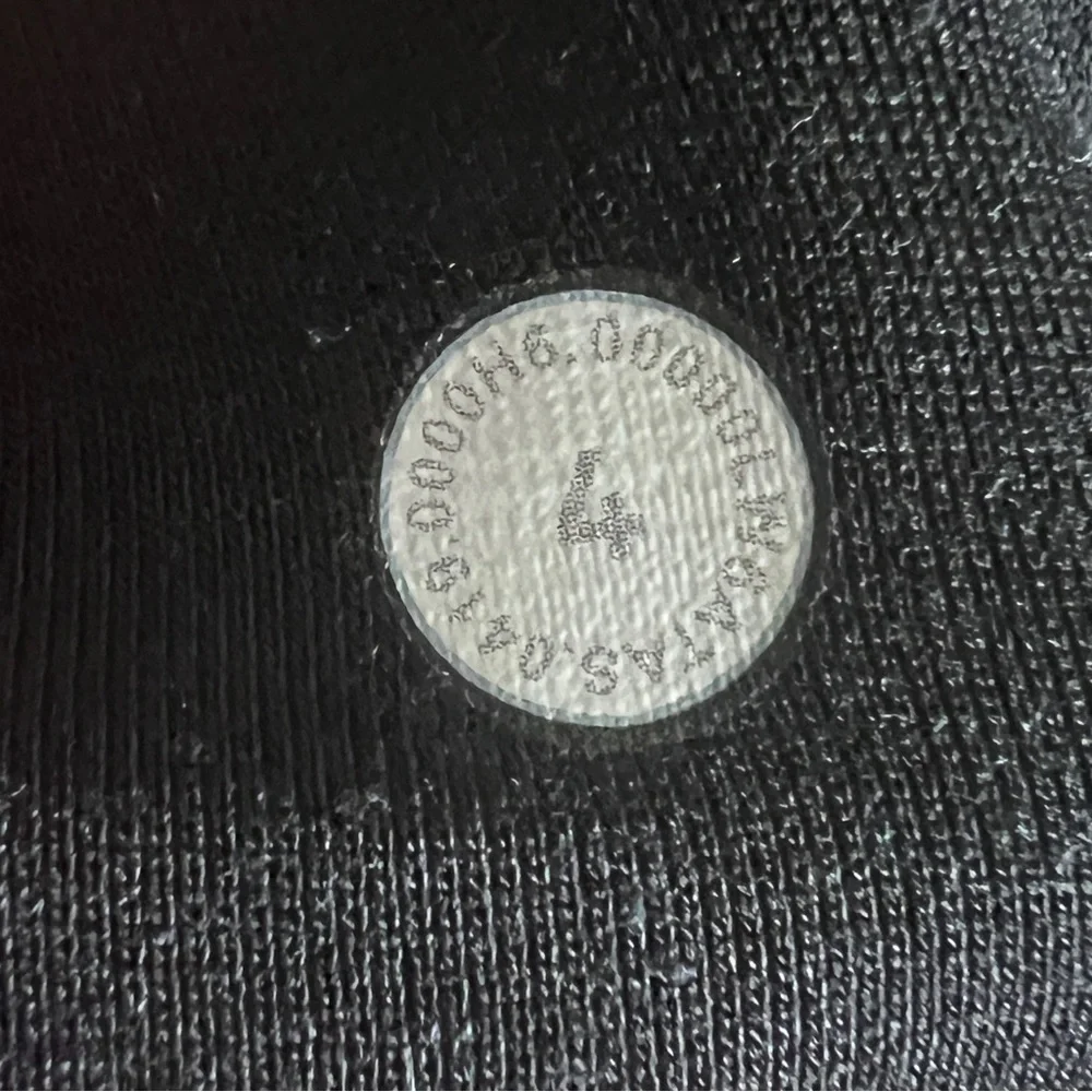 Lululemon Align Jogger Crop SZ 4 BLK Yoga Workout Gym Stretch Lightweight Nulu - Picture 9 of 9